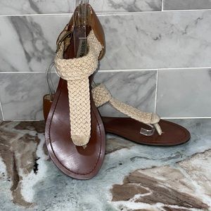 Steve Madden Reilly Crochet Braided Weave T Strap Flat Sandals Size 8